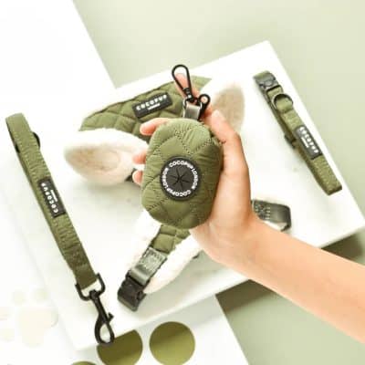 Cocopup London Bajspåsehållare Khaki Quiltad