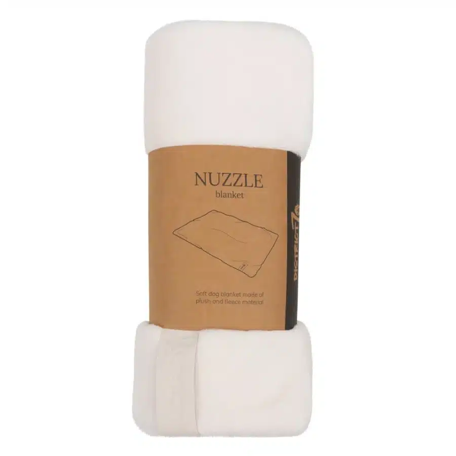 District 70 Nuzzle Filt Merengue