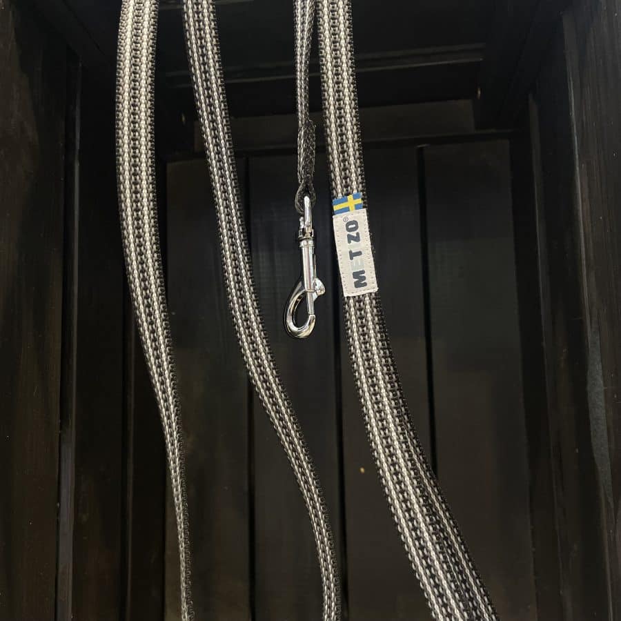 Metizo Koppel Reflex/Antiglid Pistolhake Svart 15mm 3m