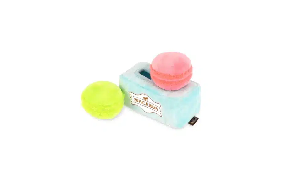 P.L.A.Y Pup Cup Café – Macarons Mini